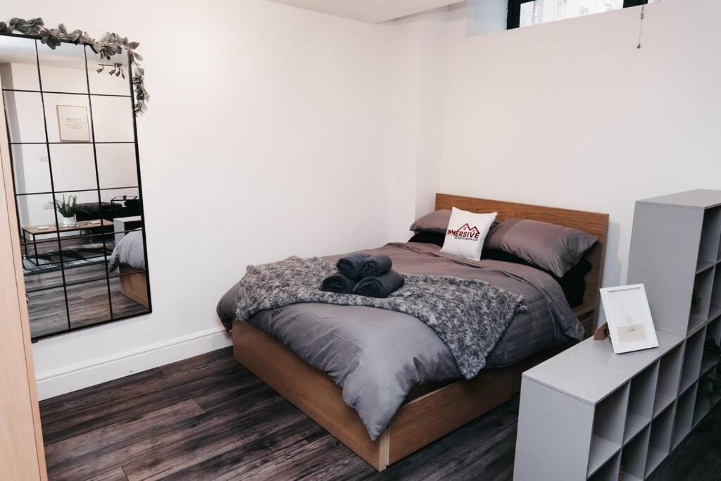 Stunning Modern Heart Of The City Apartment *